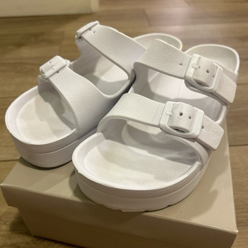 Womens White MIA Sandals